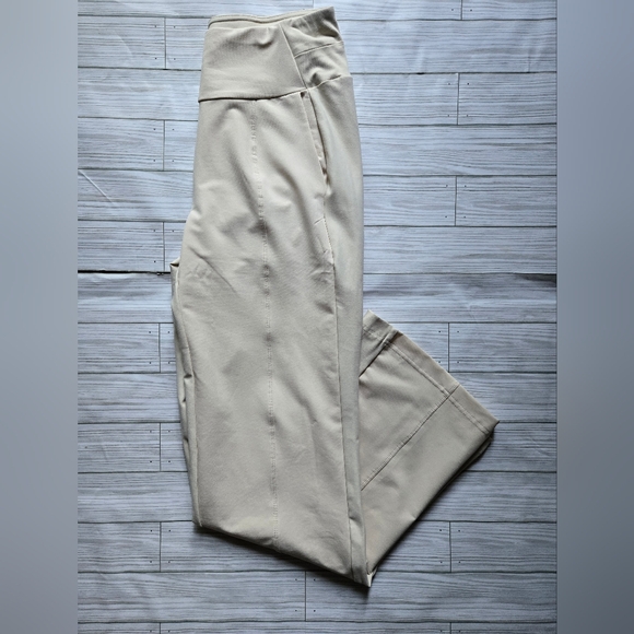 Avalanche Luna Hybrid Outdoor Flare Pant - Picture 4 of 6